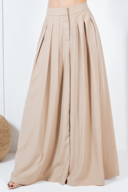 Large Hem Wide Leg Pleated Solid Pants - AV Fashion’s