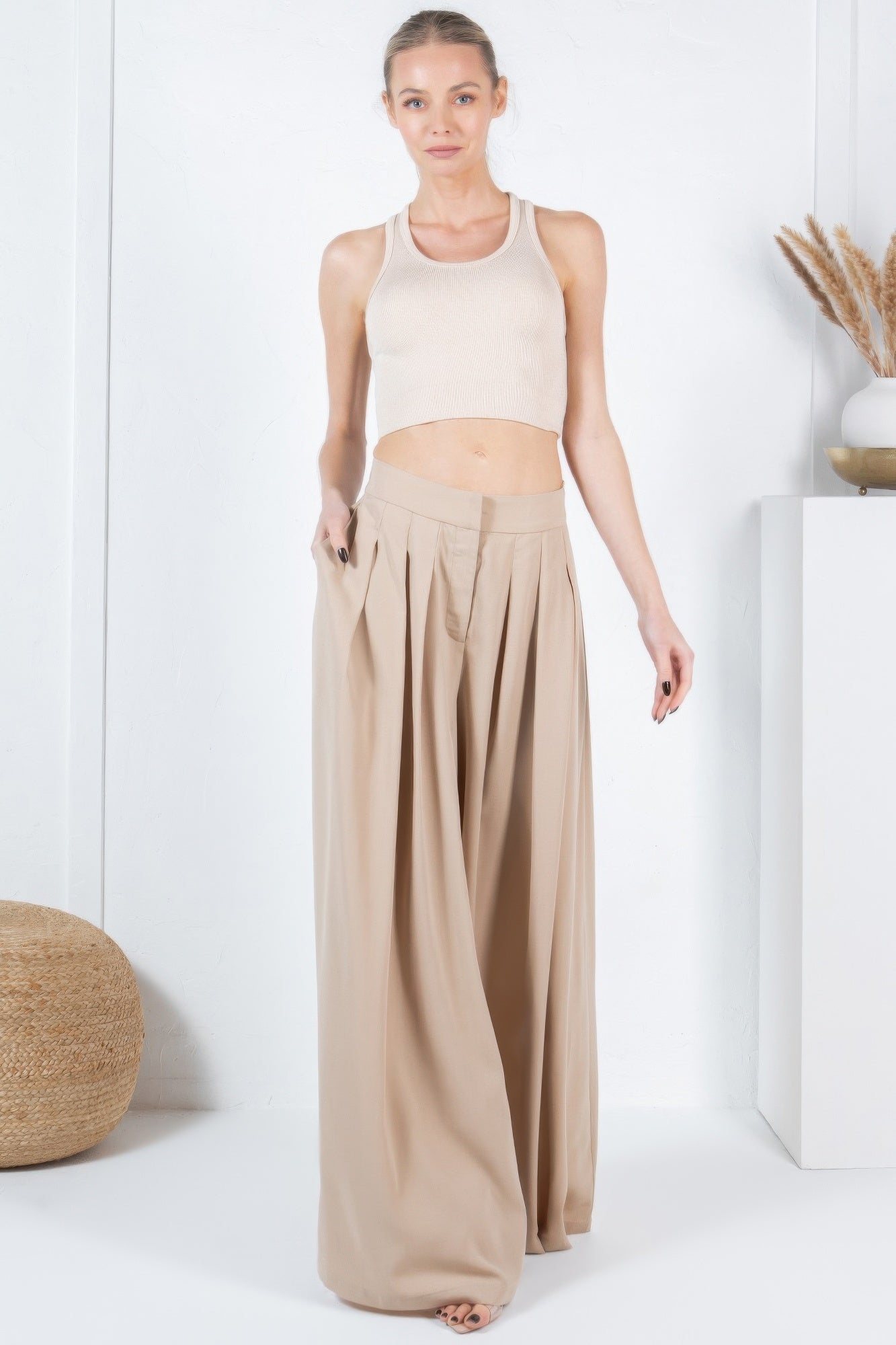 Large Hem Wide Leg Pleated Solid Pants - AV Fashion’s