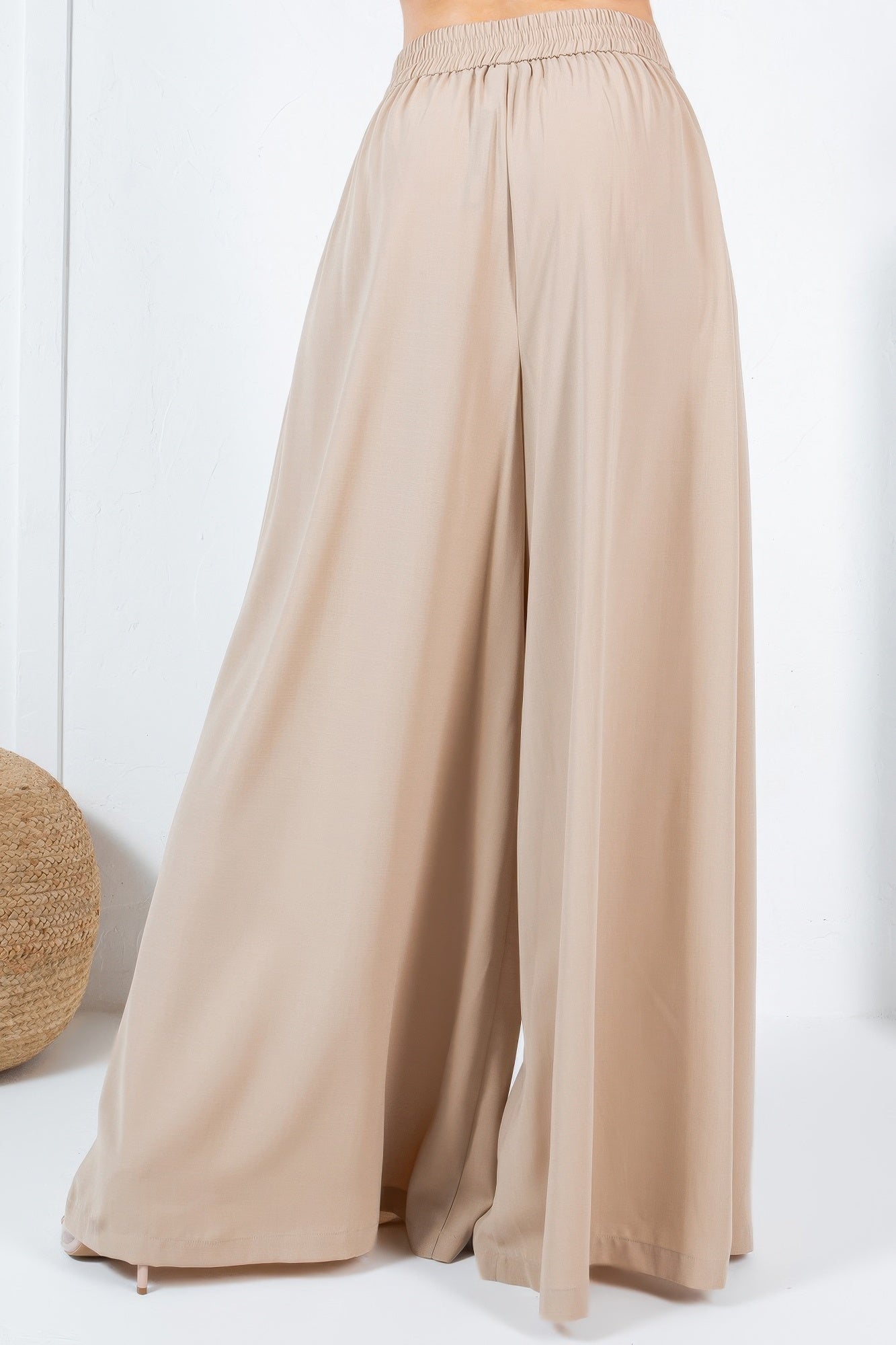 Large Hem Wide Leg Pleated Solid Pants - AV Fashion’s