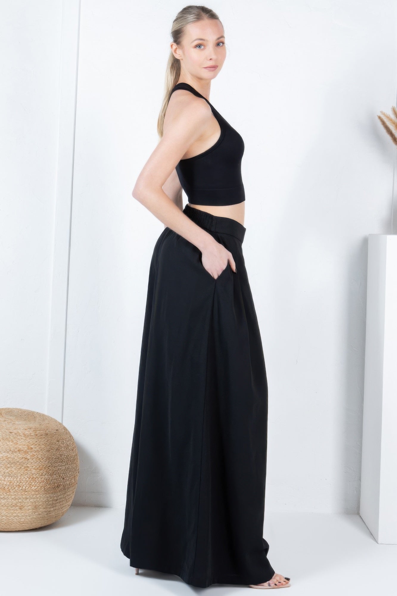 Large Hem Wide Leg Pleated Solid Pants - AV Fashion’s