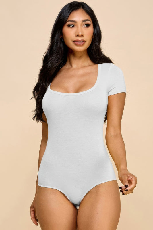 Short Sleeve V-neck Basic Bodysuit - AV Fashion’s