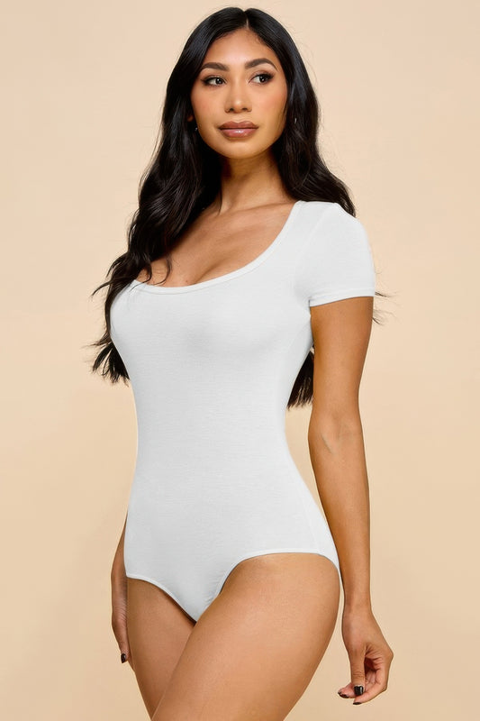 Short Sleeve V-neck Basic Bodysuit - AV Fashion’s