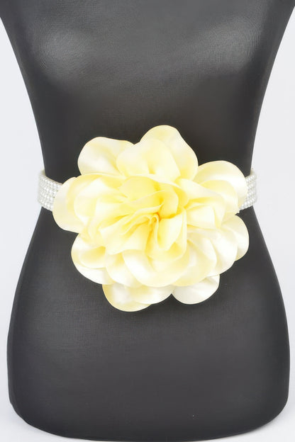 Oversized Flower Pearl Elastic Belt - AV Fashion’s