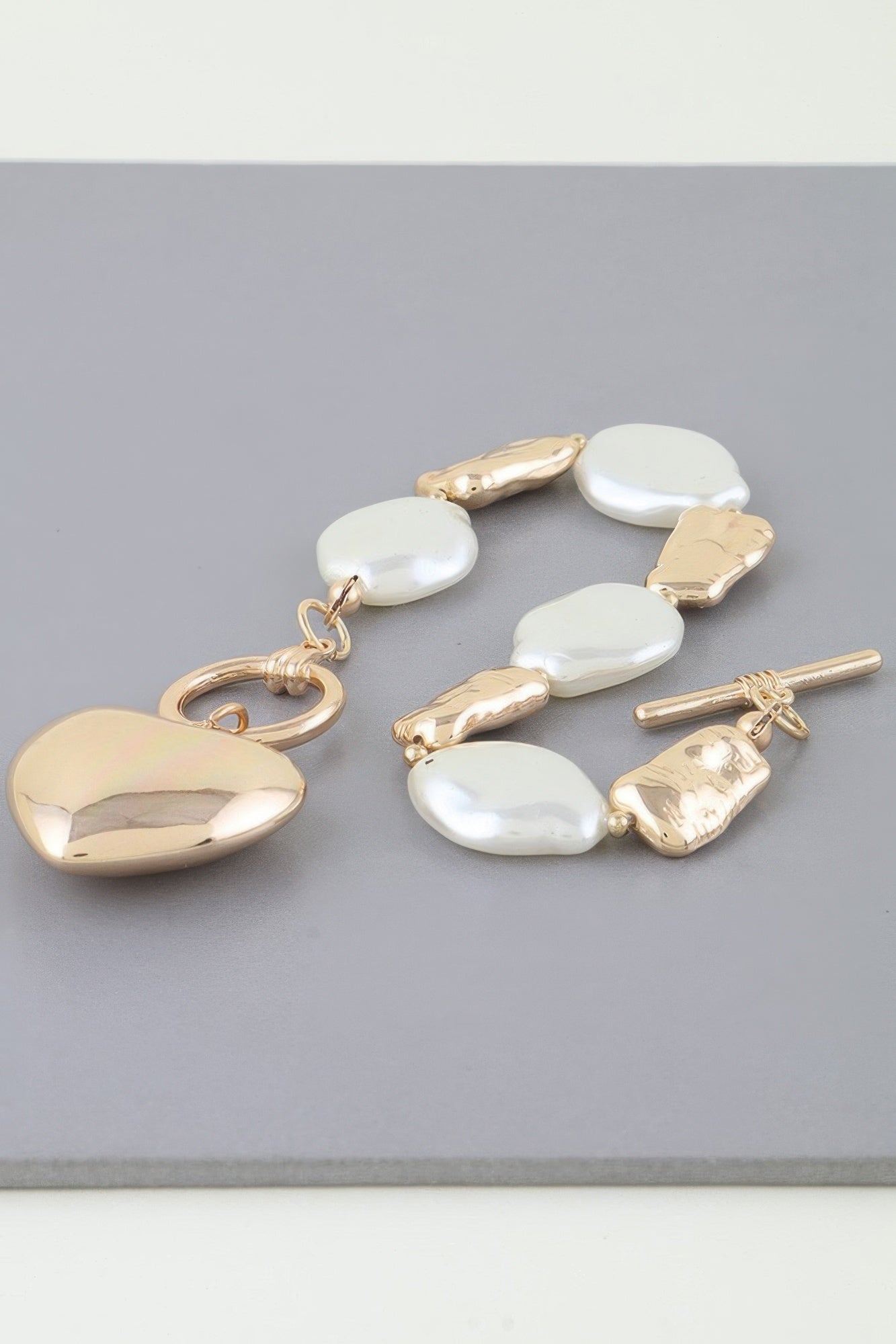 Multi Stone Heart Toggle Bracelet - AV Fashion’s