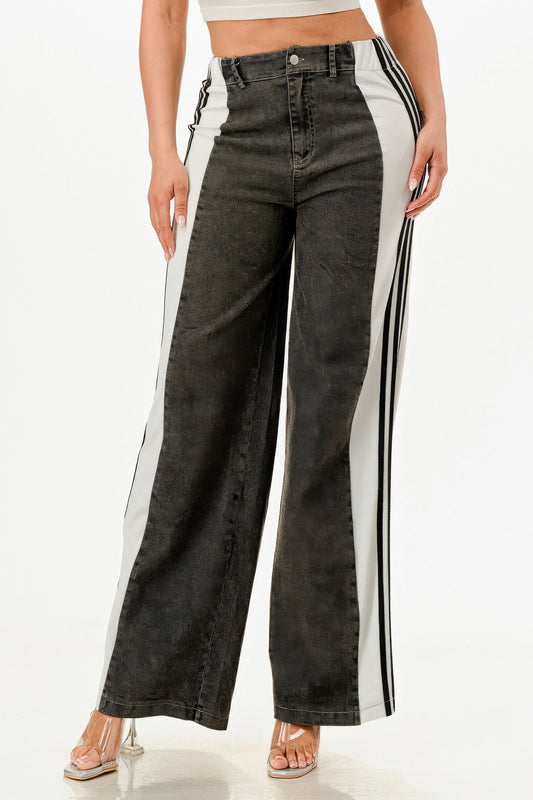 Wide Leg Jeans With Stripe Detail - AV Fashion’s